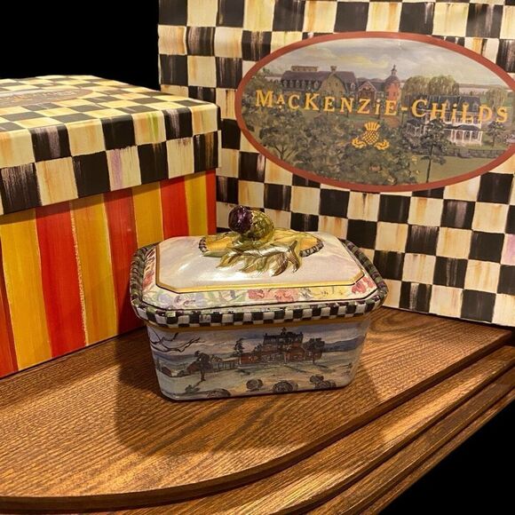 Mackenzie Childs MacLachlan Trinket Box Plus - Picture 13 of 15